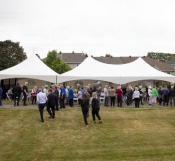 Lépine’s newest apartment community in Kanata Lakes, the Normand, came alive this weekend as it played host to the 2022-2023 Hero's Ridge Reunion BBQ, an event hosted by Lépine Apartments, the Royal Canadian Legion, and the Ottawa Senators. The day was filled with warmth, camaraderie, and heartfelt gratitude, celebrating the bonds that unite all Canadians. 